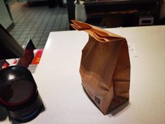 -麦当劳(深圳北站B2检票口楼上)