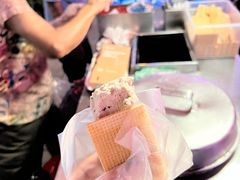 -詹爷爷乌节路街头冰淇淋