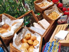 面包-北京希尔顿逸林酒店-逸轩西餐厅-自助餐厅