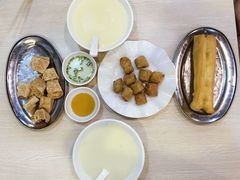 -兄弟深夜豆浆