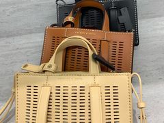 -Charles & Keith(大运河购物中心店)