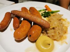 -LENBACH兰巴赫西餐啤酒坊(大连东港店)