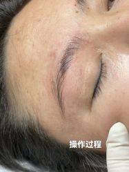 -一个差评成就的纹眉店