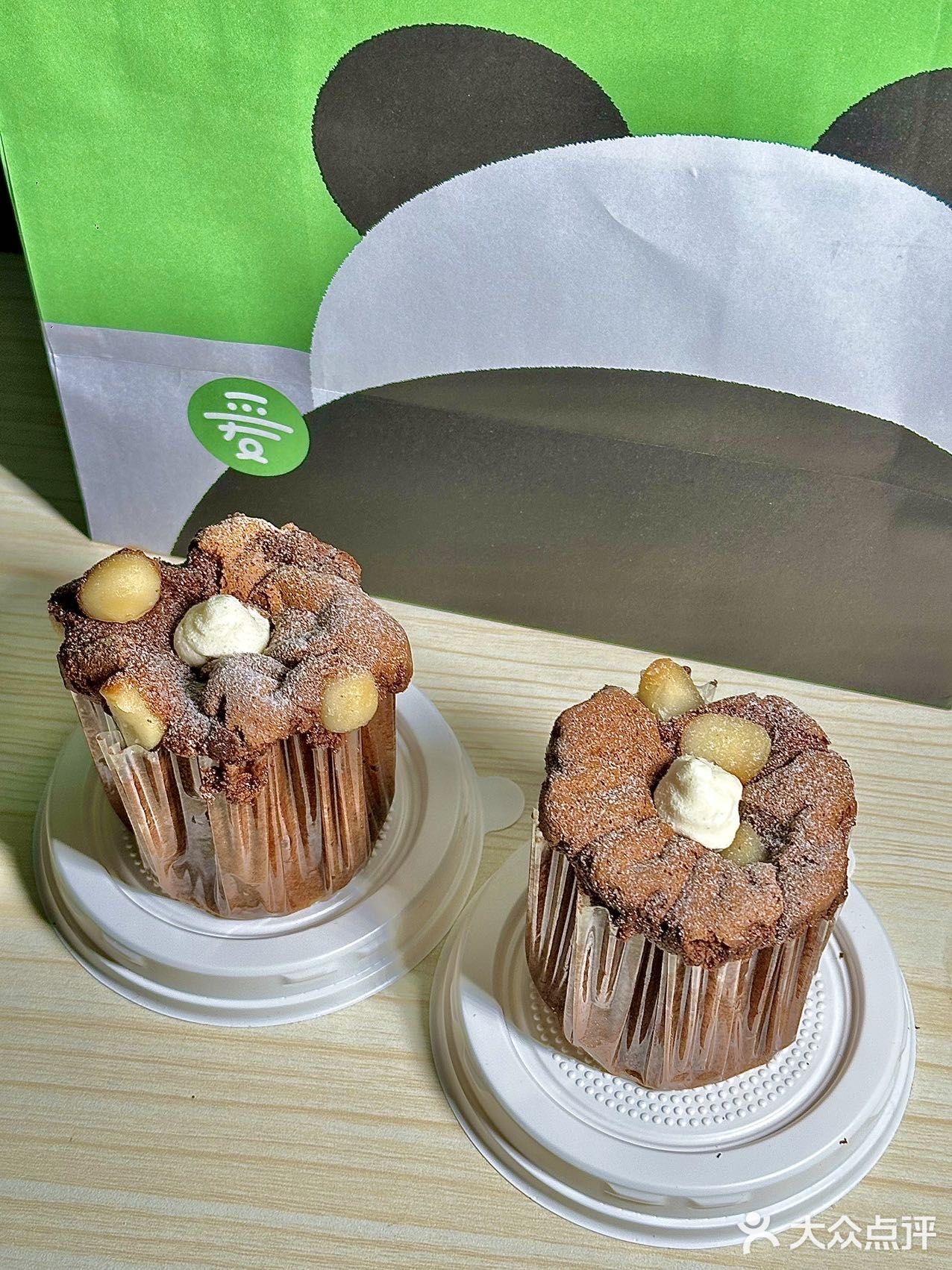 又是多巴胺的一天，被治愈的黑巧蛋糕