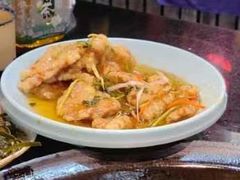 -鱼窝棚柴火铁锅炖(富山屯店)