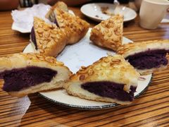 -粤港湾砂锅粥·宵夜(宝龙店)
