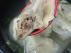 三鲜馄饨-万寿斋(山阴路店)
