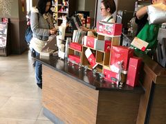 零售区-星巴克(舟山蜈蚣峙店)