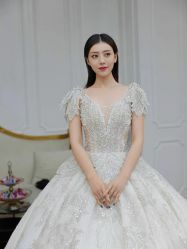 -LOVINA洛维娜婚纱礼服