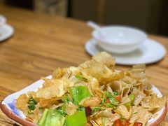 土豆片栲栳栳-一盏明灯全素斋(殊像寺店)