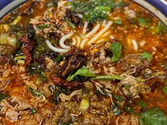 -云阿蛮云南生烫牛肉米线(奉贤路店)