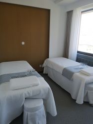 -康美贞·痘肌养护管理中心