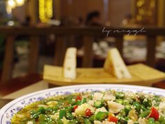 民国霸王兔-杨记隆府(时代天街店)