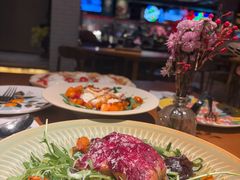 -JINNS锦时 steak&pizza(浸信会礼拜堂旧址店)