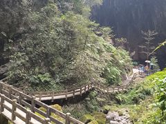 -龙水峡地缝景区