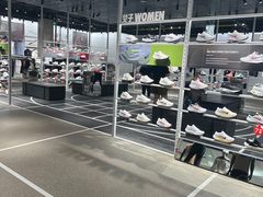 -北京华联购物中心(同成街店)