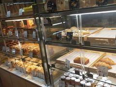 面包甜点陈列柜-花园饼屋·吐司蛋糕面包(星海店)