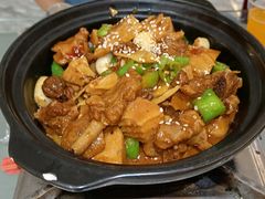 -梓檚中餐厅湖北菜小龙虾武昌鱼排骨藕汤(黄鹤楼店)