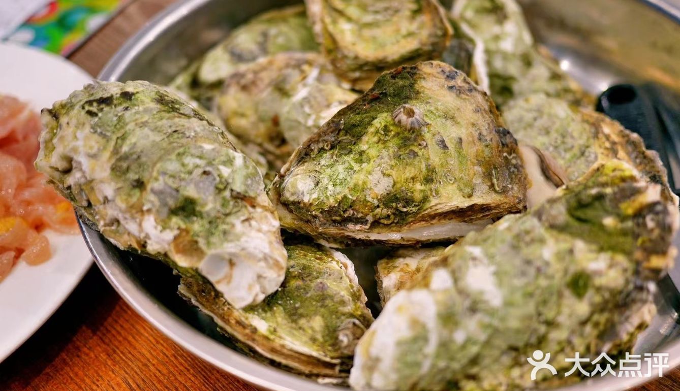 码头土鸡村：新鲜土鸡与生蚝的美味体验