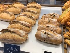 -Dough&Joe团憩(瑞虹天地月亮湾店)