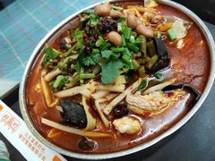 酸辣汤粉-红鼻子桂林米粉(金唐新光界店)