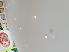 -川流不息·地道川菜·小龙虾(松东路店)