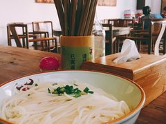 火锅光头粉-津市刘聋子粉馆(林科大店)