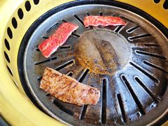 -炼火烤肉店