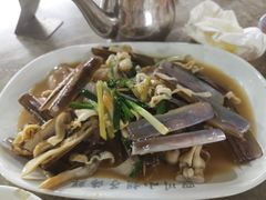 -四川小胡子海鲜(丁村万人海鲜广场店)