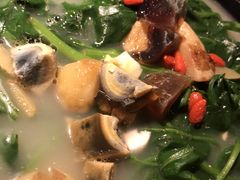 -丫丫厨娘·柠檬鸭(江南蓝鲸世界店)