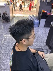 -藤野造型专业烫染接发