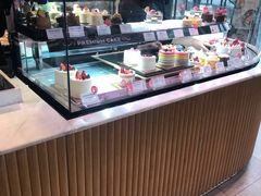 面包甜点陈列柜-巴黎贝甜(五道口店)