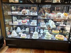 面包甜点陈列柜-红跑车(徐州彭城广场金地商都店)