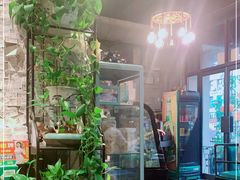 -臻鲜燕海鲜融合餐厅(金陵style店)