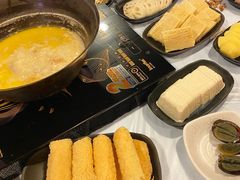 -鲜入围煮花胶鸡海鲜火锅