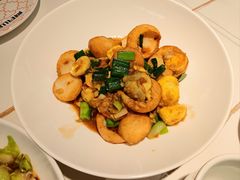 -阿瓦山寨·湘菜现炒·剁椒鱼头王(咸阳总店)
