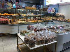 面包甜点陈列柜-爱维尔阳光蛋糕(独墅湖邻里中心店)