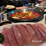一家动次打次的火锅店