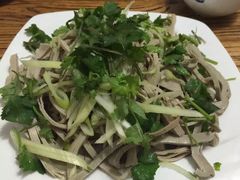 -溢心园香河肉饼总店