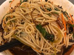 -蔼若春.传承三十年云南菜(金碧公园店)