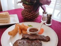 肩胛大块黑椒牛排-92°C俄式厨房(中央大街店)