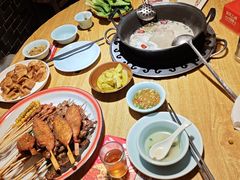 -茸梅路右拐龙虾-农家菜(松江店)