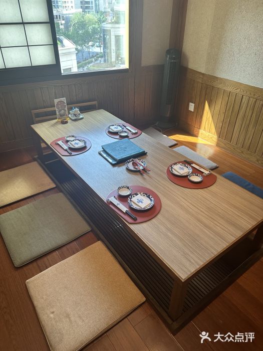 小山日本料理(兴业太古汇店)图片