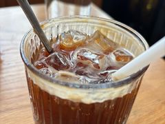 -Common Table · Brunch & Coffee