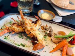 香焗龙虾配自制黑松露酱-上海苏宁宝丽嘉酒店·Cafe Bellagio西餐厅