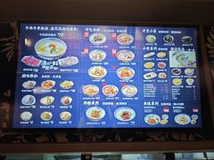 -鑫花溪牛肉米粉(凤凰街创始总店)