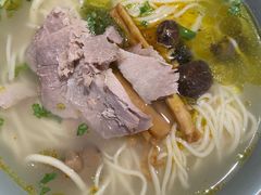 -亮亮拉面(师范路店)