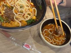 -桂在香知桂林米粉(红博中央公园店)