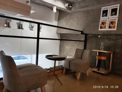 -red donkey coffee