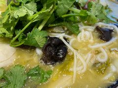 -肥汁米蘭香港米线(长宁来福士店)